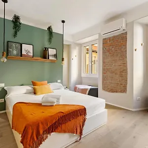https://sempione-garibaldi-comfy-studio.italymilanhotels.net