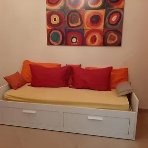 https://chiara-home-al-centro-di-catania.catania-hotels.net