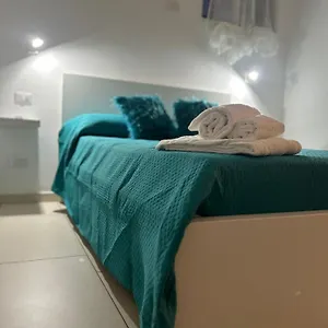 https://js-sicily-apartments.catania-hotels.net
